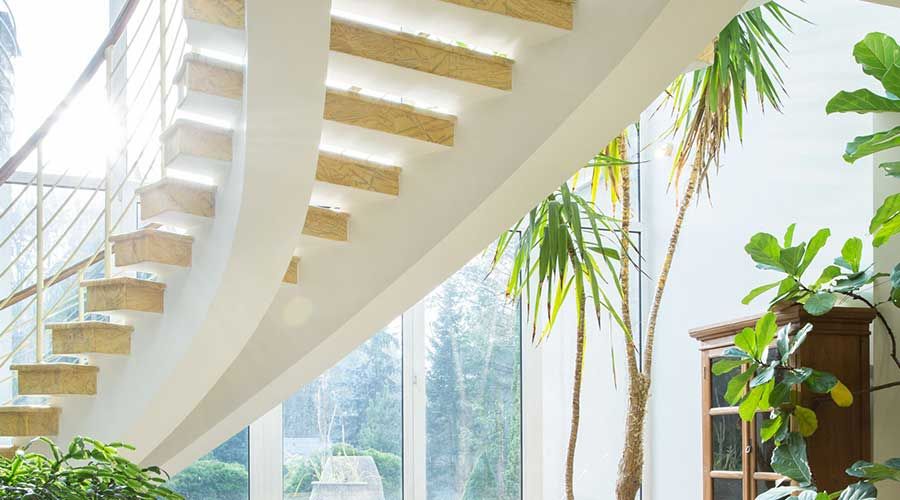 Spiral staircase main string design